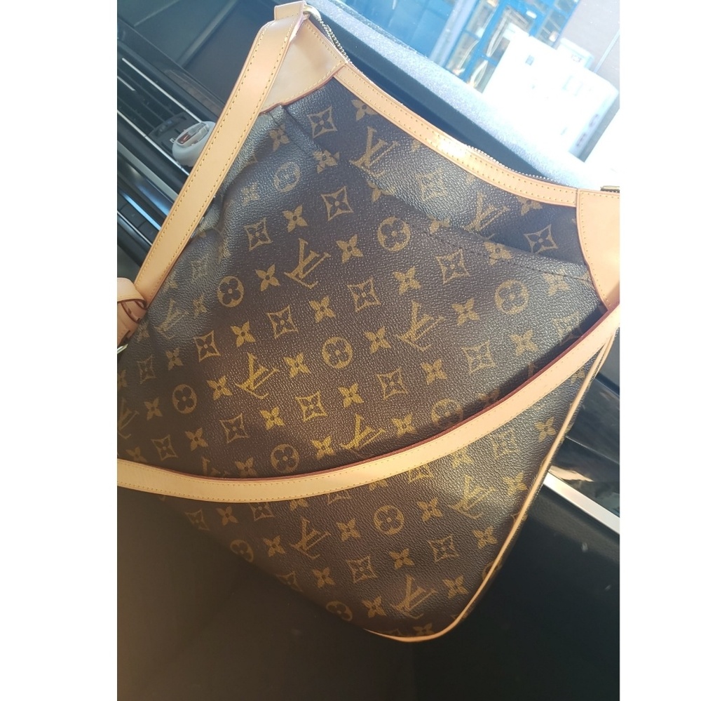 Louis Vuitton Odeon mm